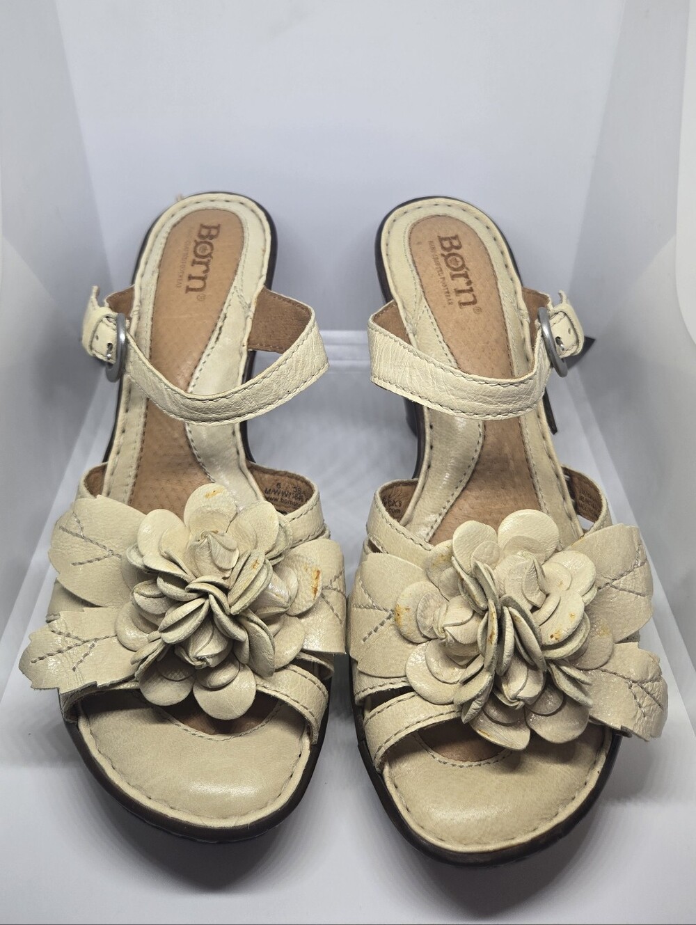 Born Women's Floral Cream Sandals
